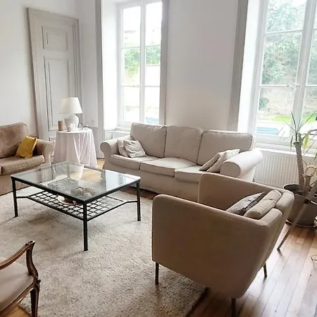 Feriehus Magnifique Maison Avec Piscine Maringues
