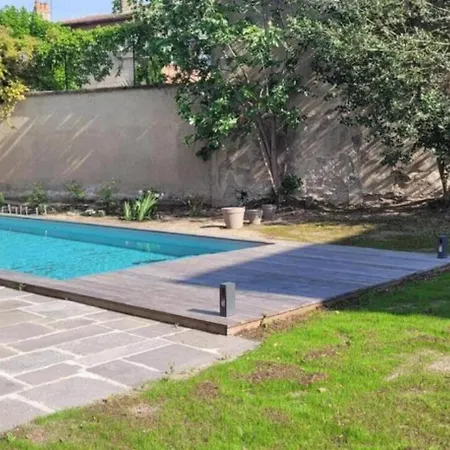 Magnifique Maison Avec Piscine Feriehus